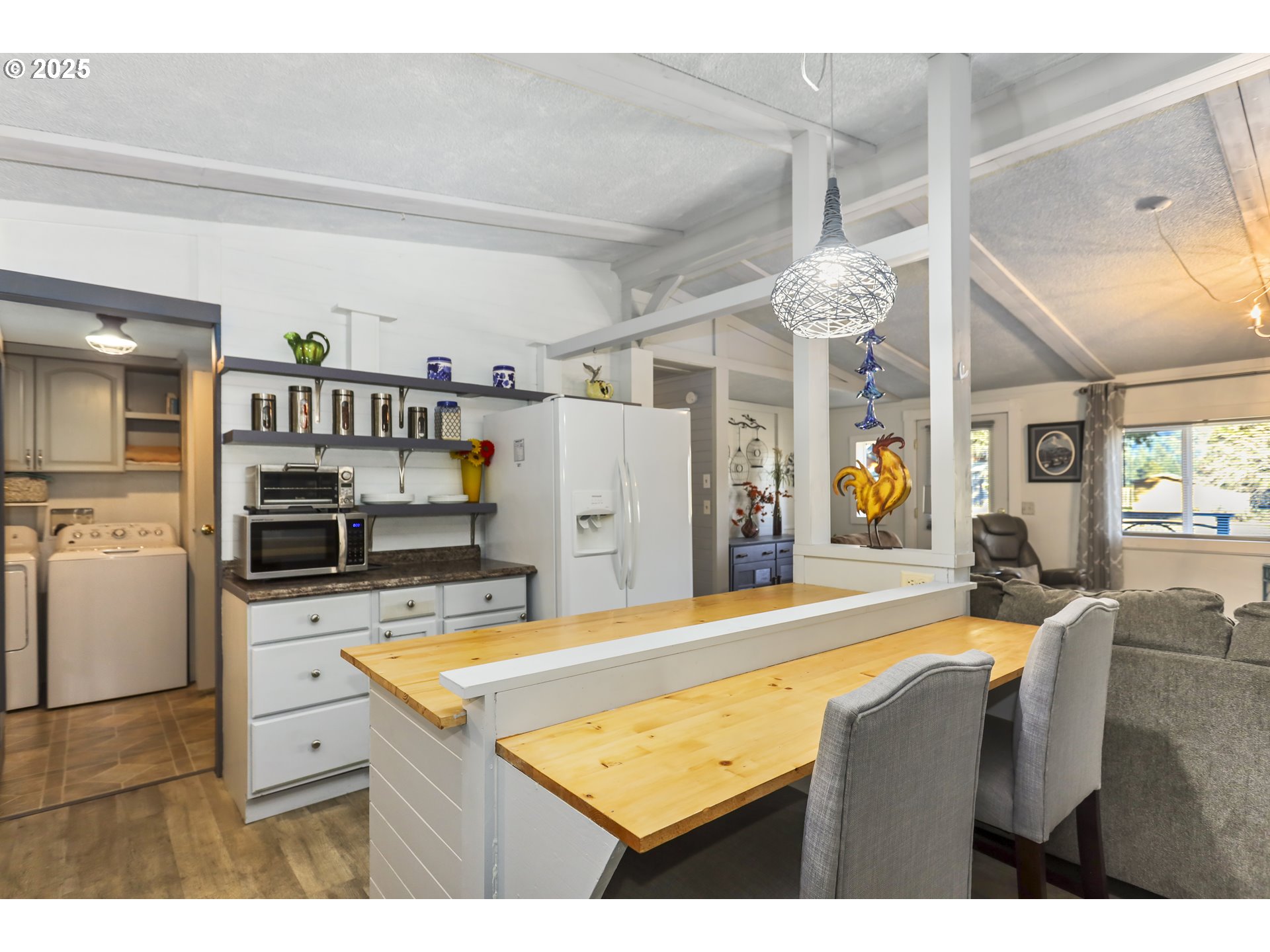 12 Pearl Road Carson, WA 98610 - Photo 24 of 46 Kitchen