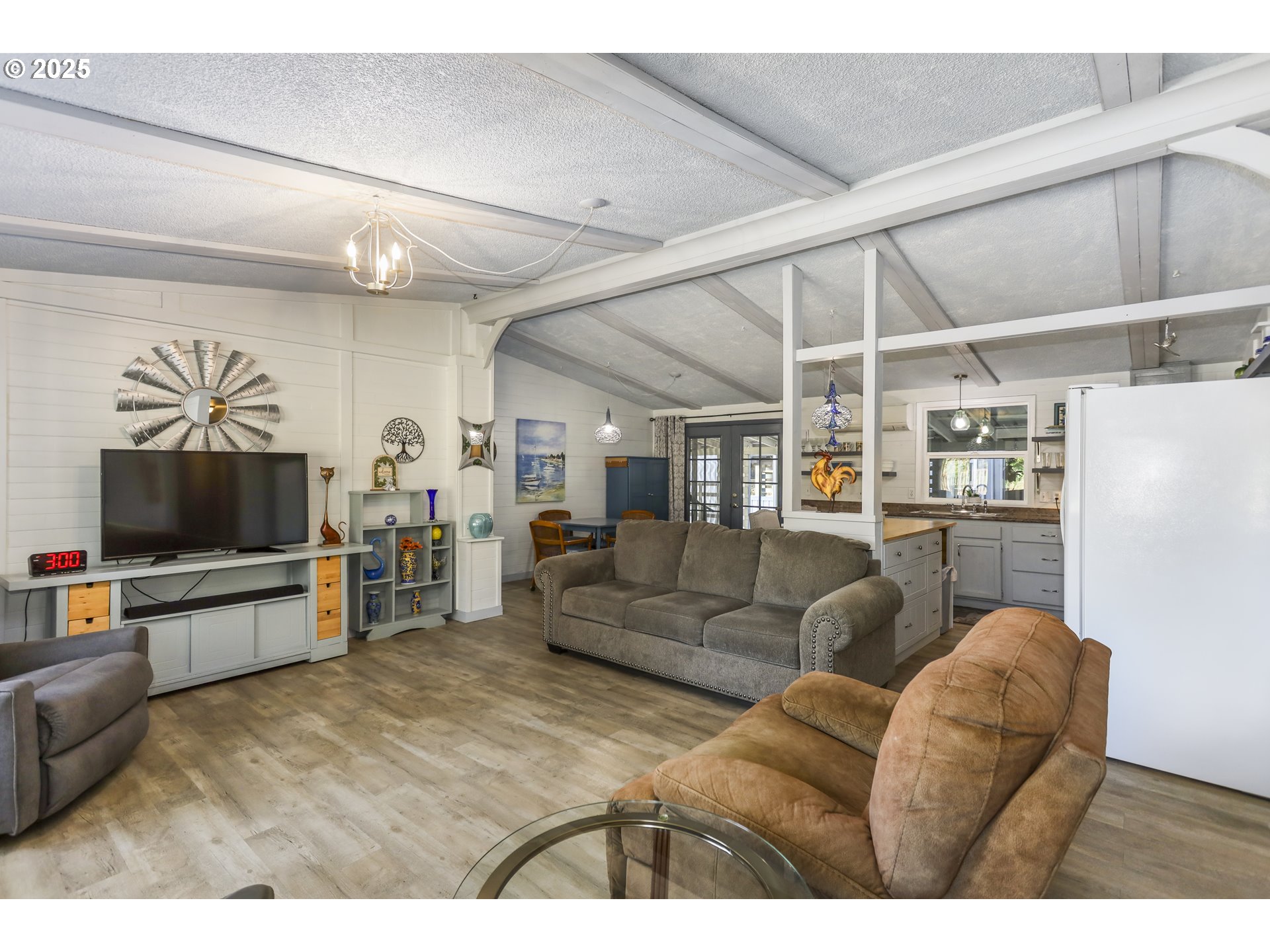 12 Pearl Road Carson, WA 98610 - Photo 30 of 46 Great Room