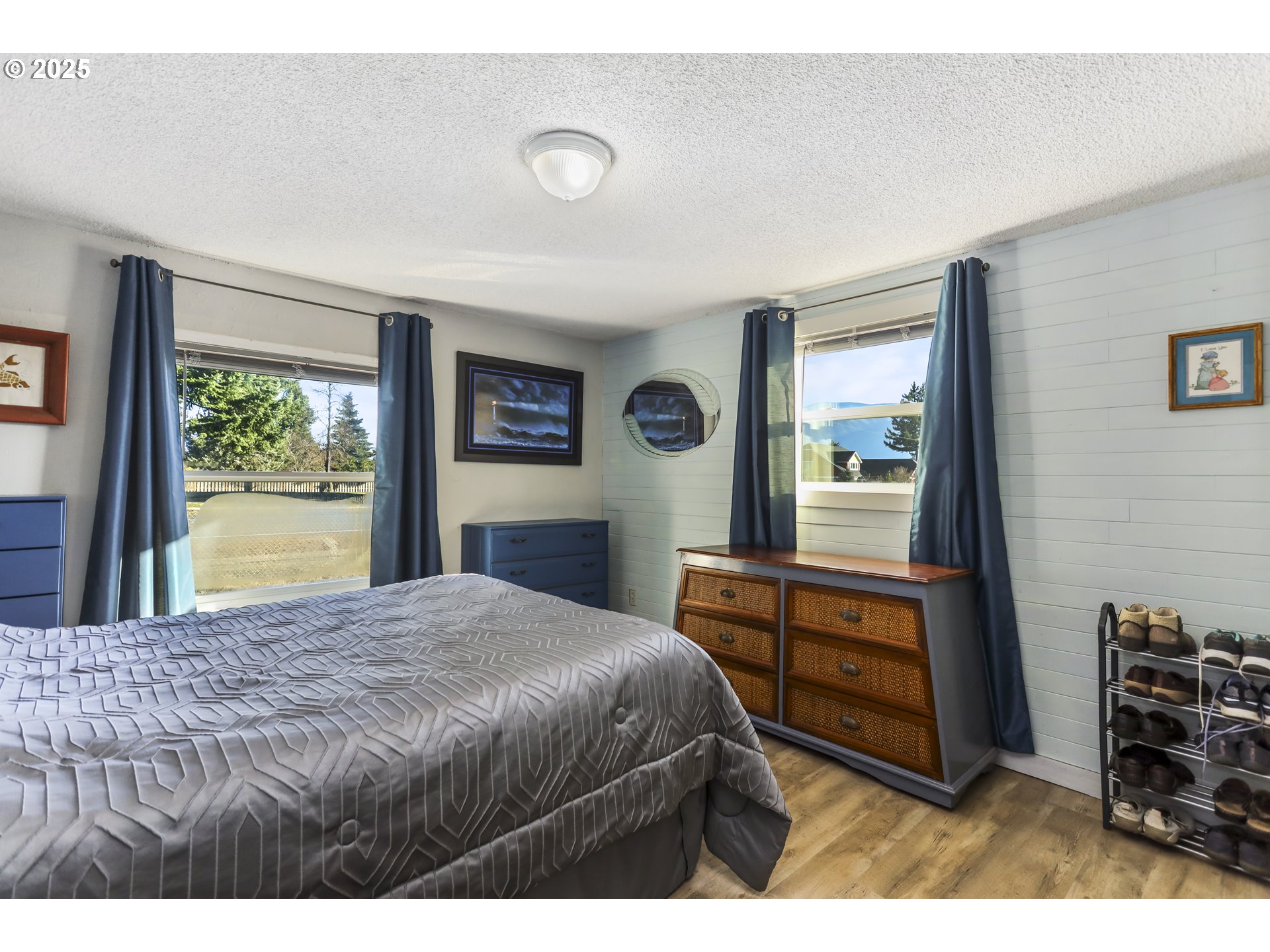 12 Pearl Road Carson, WA 98610 - Photo 35 of 46 Primary Bedroom
