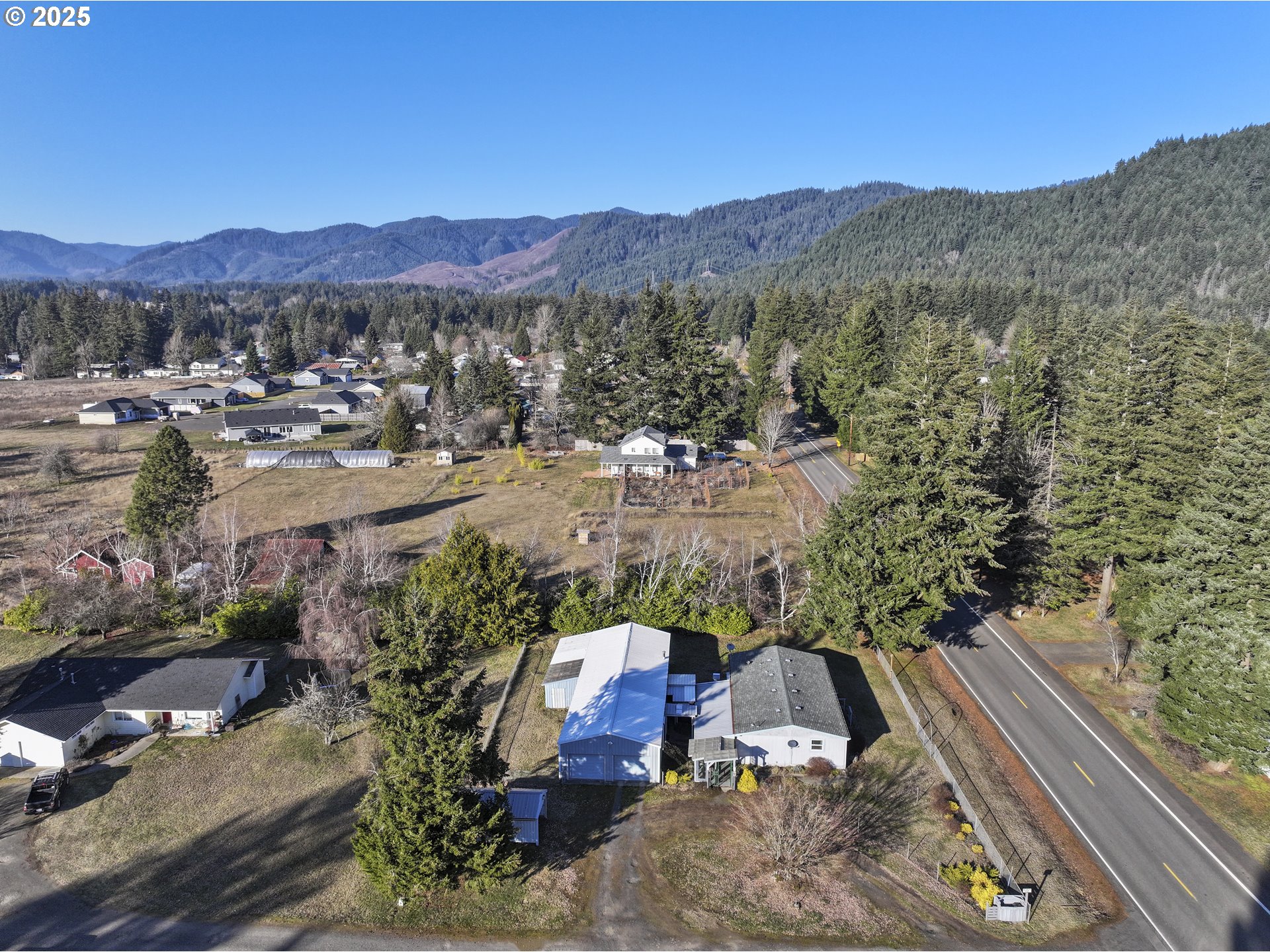 12 Pearl Road Carson, WA 98610 - Photo 10 of 46 View