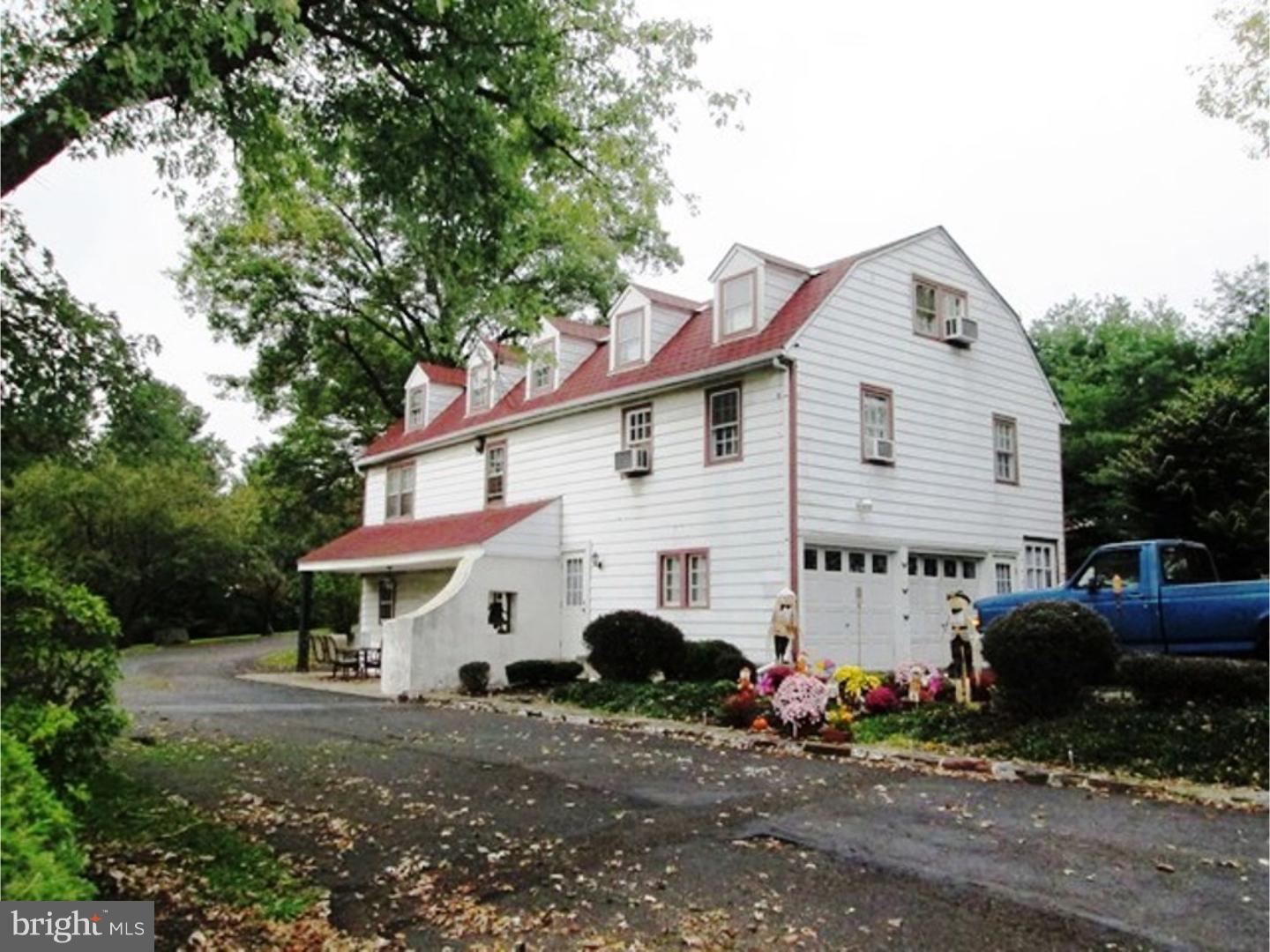 318 Limerick Center Road Pottstown, PA 19464 - Photo 7 of 25 Gallery Image 7