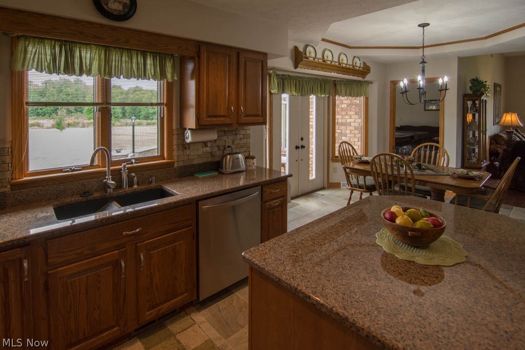 2892 Hallock Young Road Warren, OH 44481 - Photo 7 of 34 Gallery Image 7