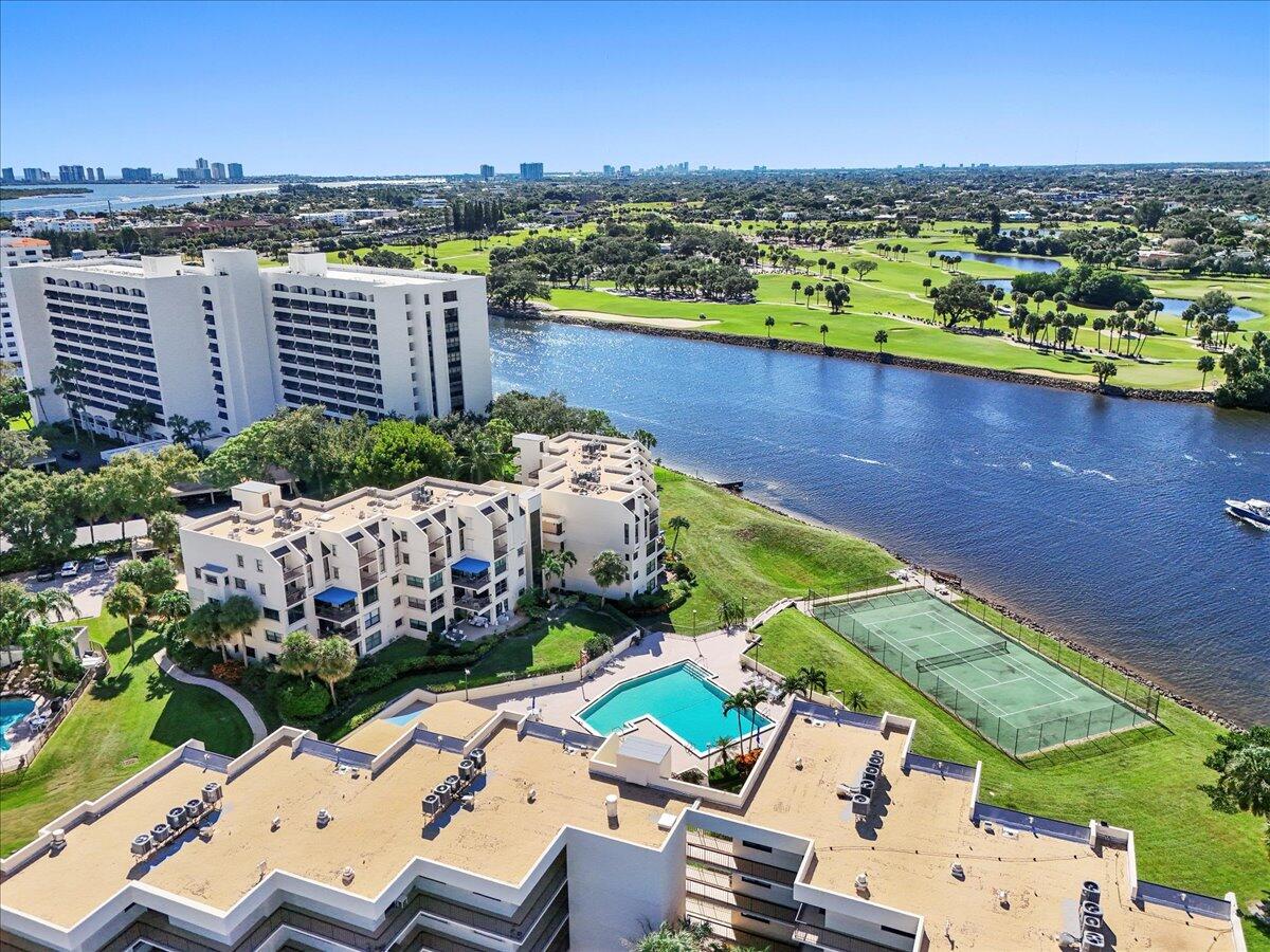 364 Golfview Road, Unit 405 North Palm Beach, FL 33408 - Photo 27 of 33 41-DJI_0043_D