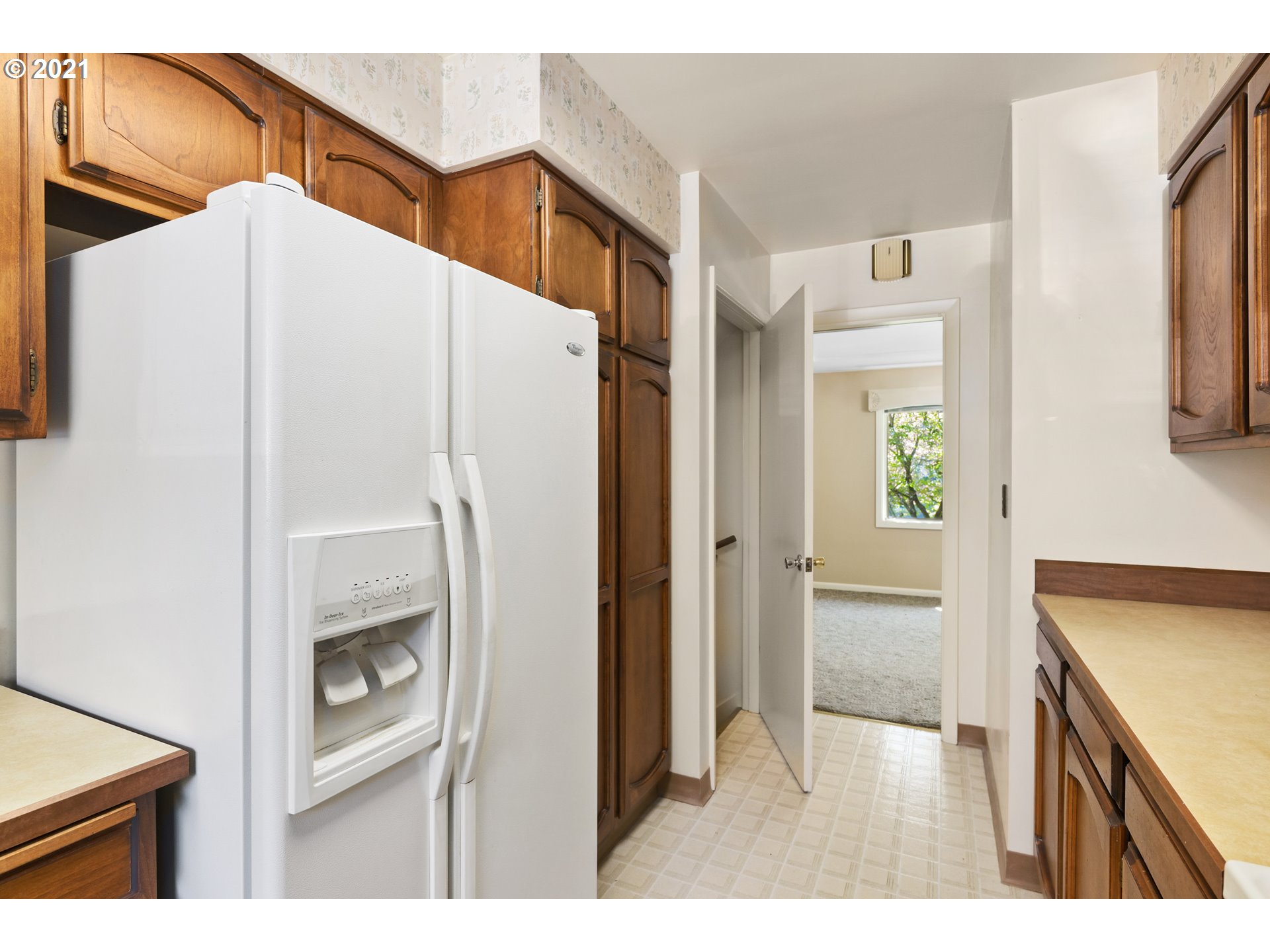 8121 Southwest 9th Avenue Portland, OR 97219 - Photo 17 of 22 Gallery Image 17