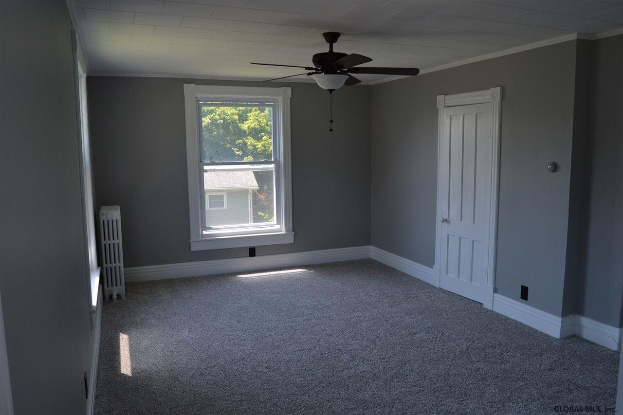 192 Northampton Road Amsterdam, NY 12010 - Photo 8 of 10 Photo 8