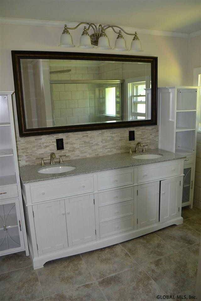 192 Northampton Road Amsterdam, NY 12010 - Photo 10 of 10 Photo 10