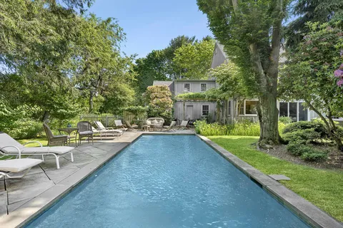 679 Hill Street, Southampton, NY 11968