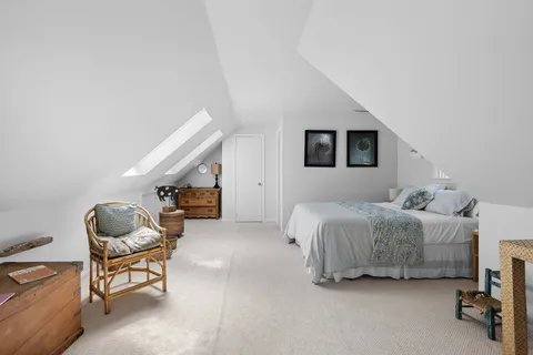 679 Hill Street, Southampton, NY 11968