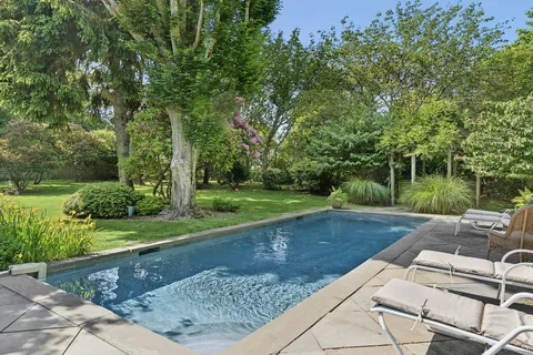 679 Hill Street, Southampton, NY 11968