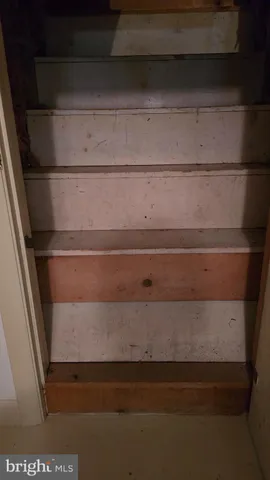 a view of backyard of a house