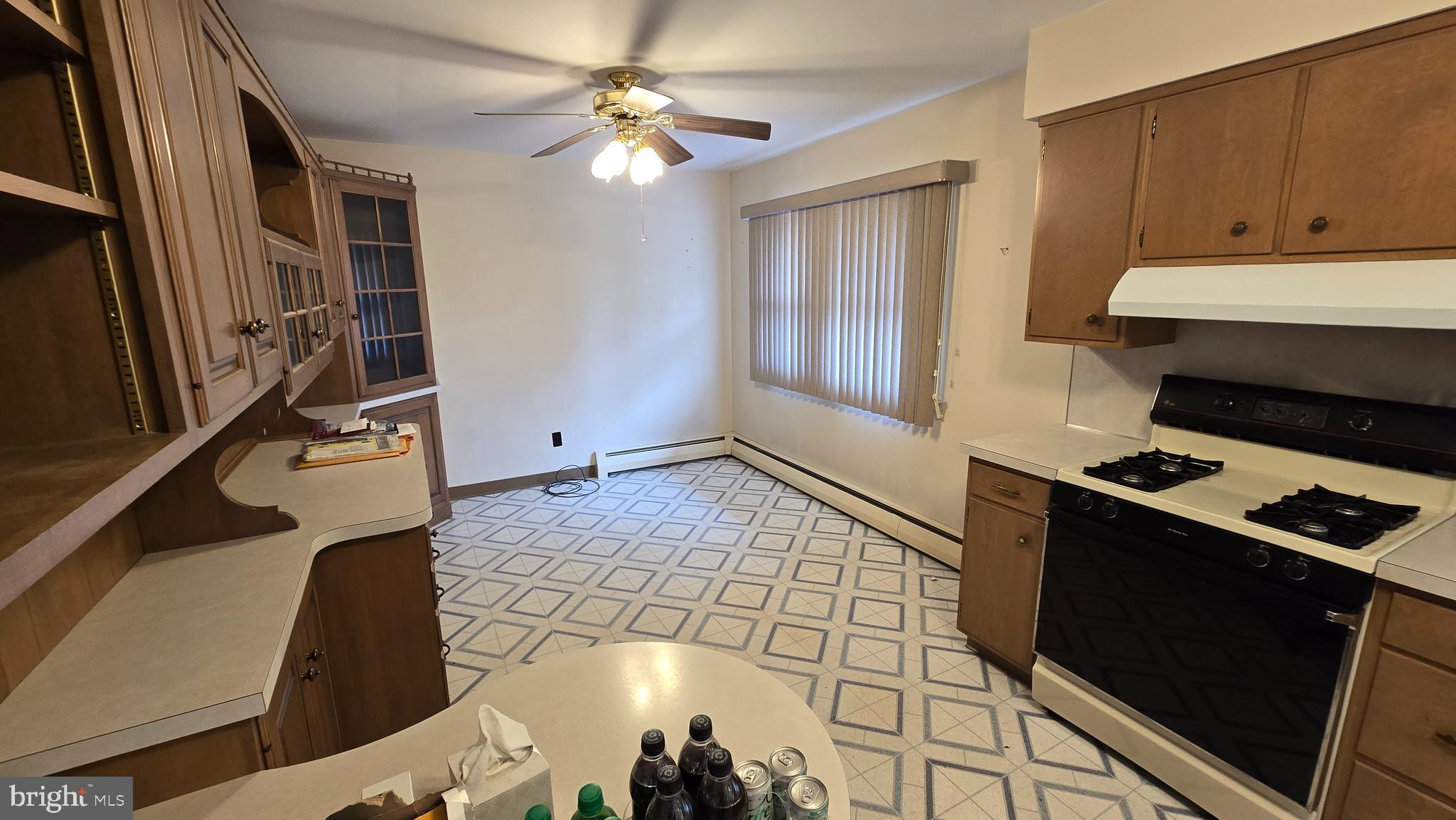 419 Holland Street Reading, PA 19607 - Photo 7 of 33