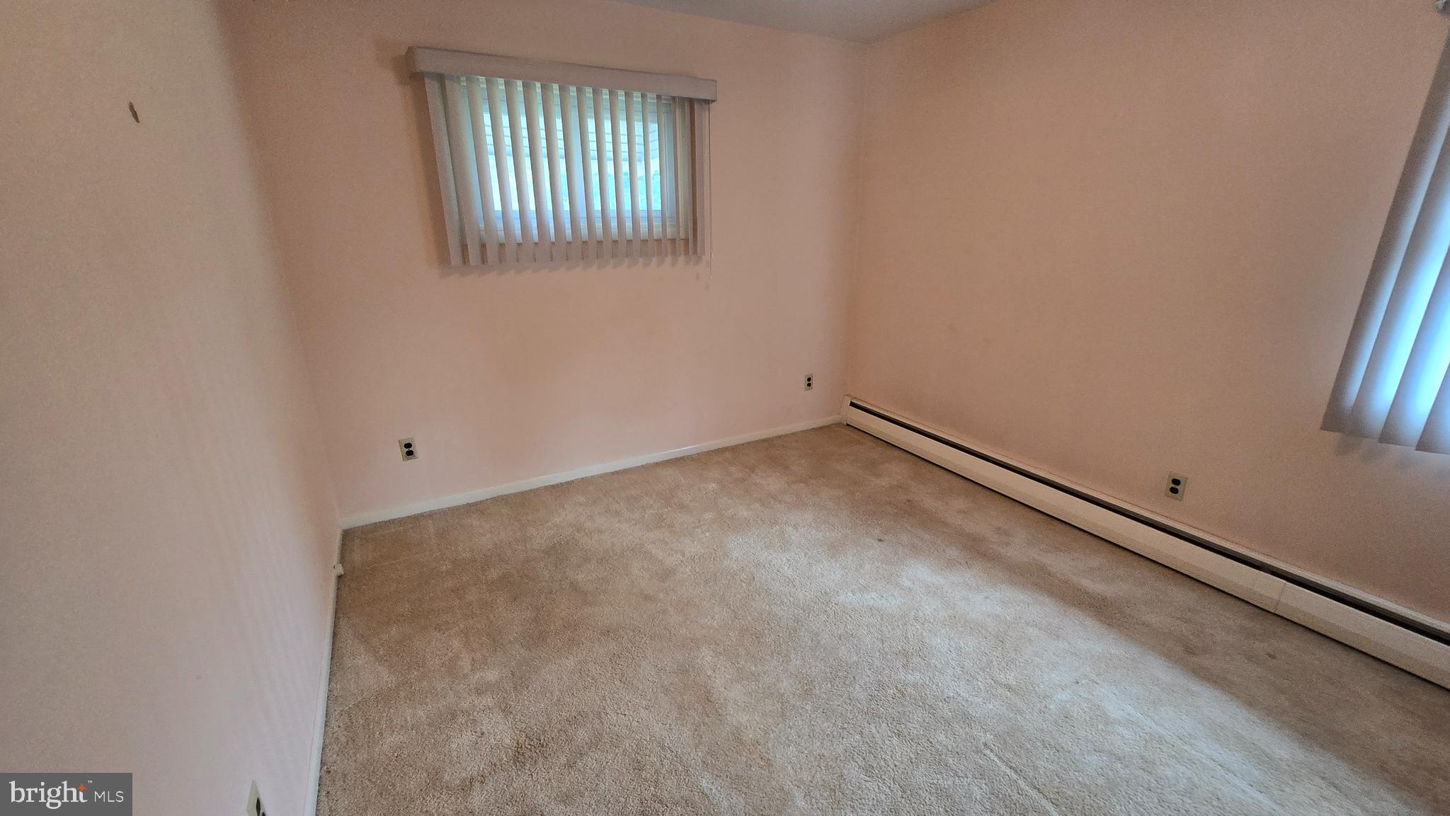 419 Holland Street Reading, PA 19607 - Photo 10 of 33