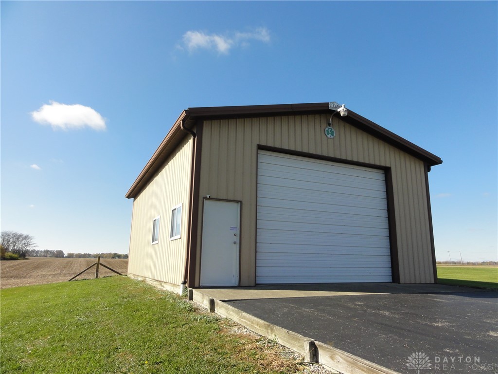 4118 South Range Line Road Laura, OH 45337 - Photo 4 of 36 Gallery Image 4