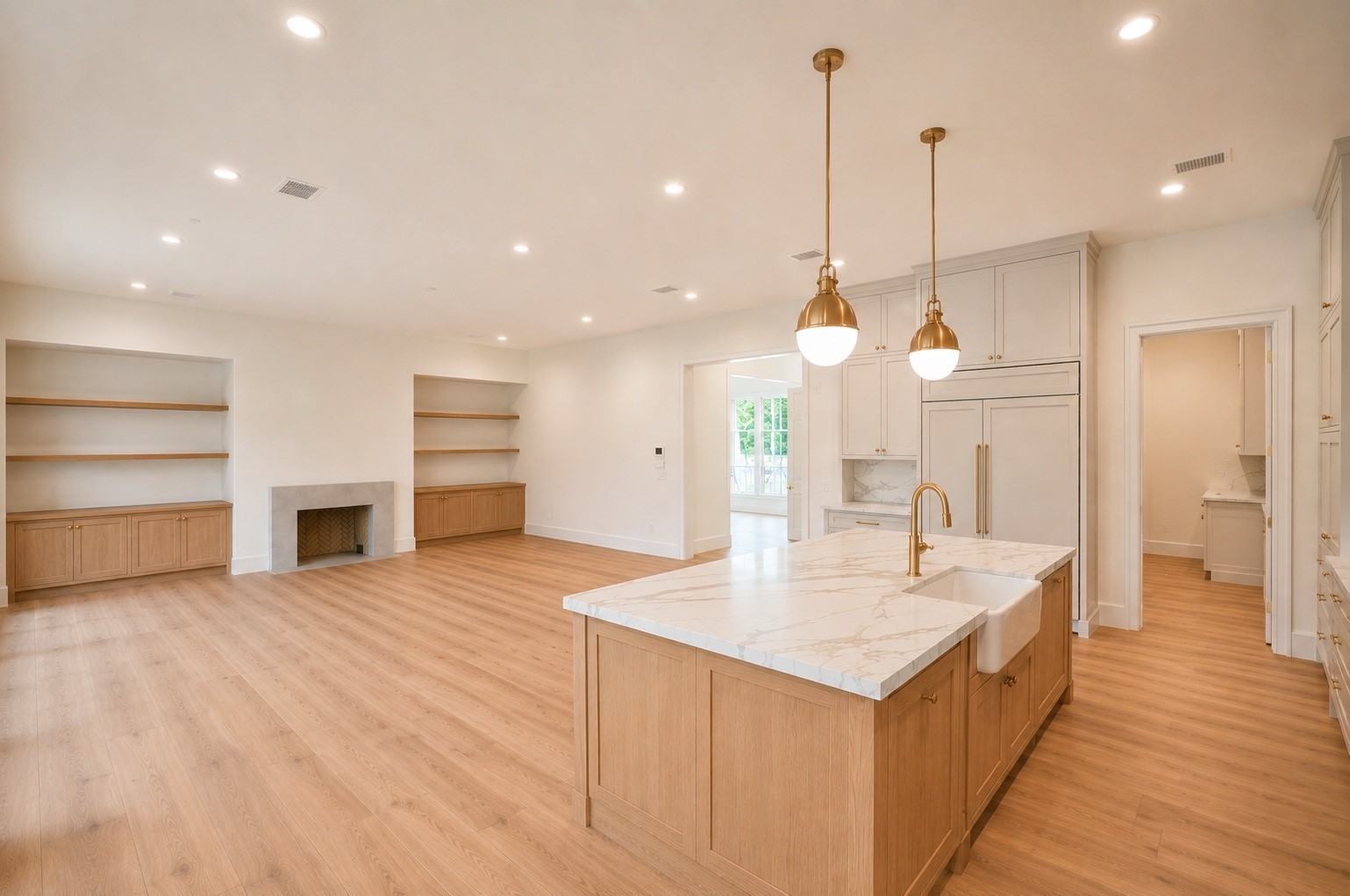 4026 Colquitt Street Houston, TX 77027 - Photo 2 of 28