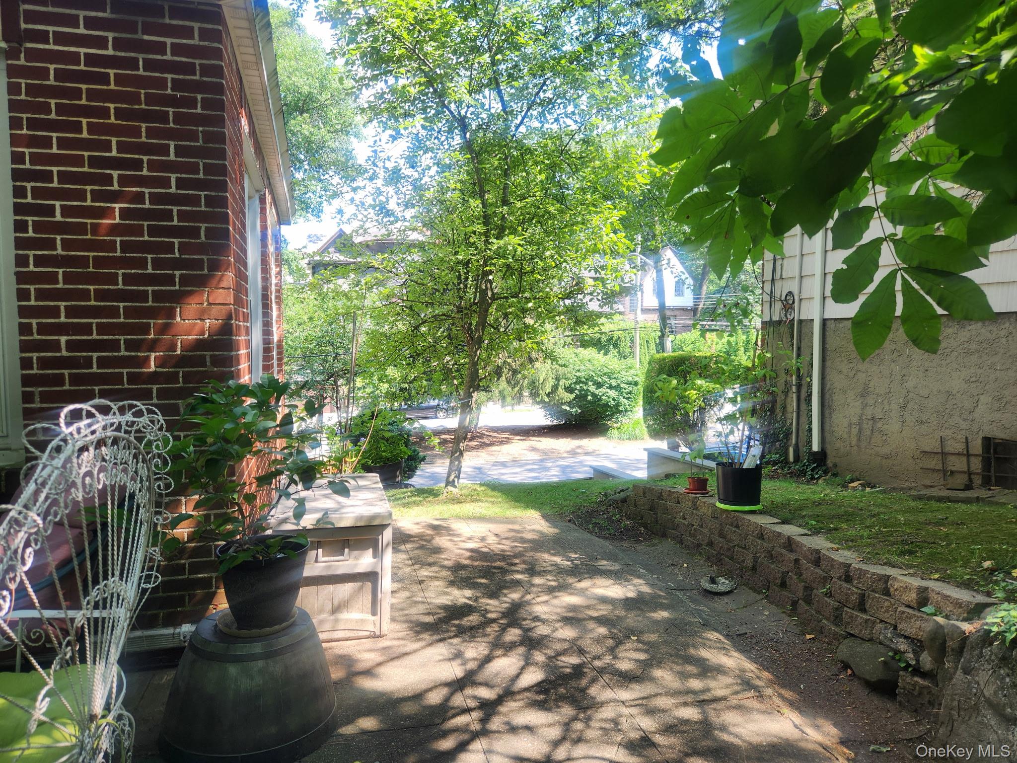 15 Rumsey Road Yonkers, NY 10705 - Photo 31 of 37