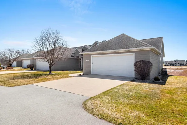 $479,900 | 1683 Remington Ridge Way, De Pere, WI 54115