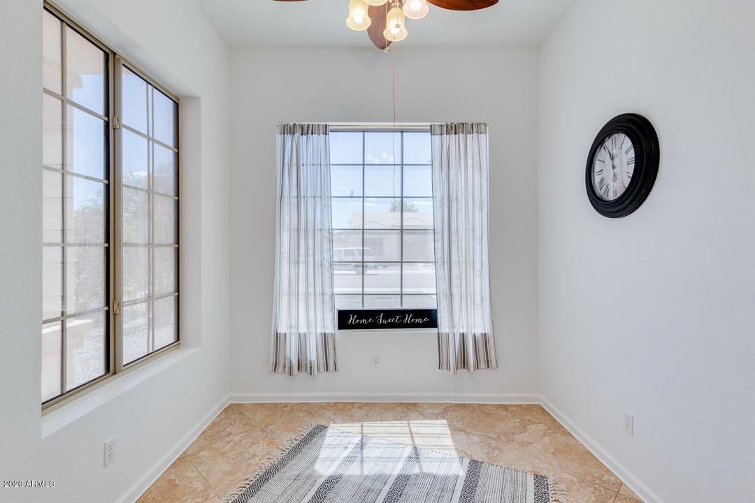 84 East Smoke Tree Road Gilbert, AZ 85296 - Photo 9 of 45 Eat In Kitchen Area