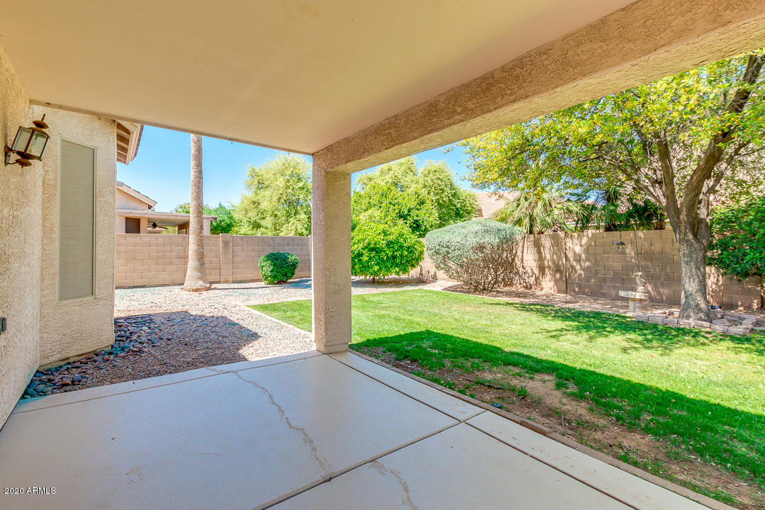 84 East Smoke Tree Road Gilbert, AZ 85296 - Photo 22 of 45 Large Patio