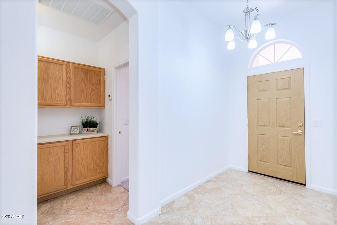 84 East Smoke Tree Road Gilbert, AZ 85296 - Photo 7 of 45 06-Smoke