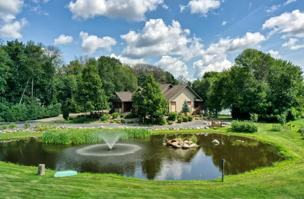 $1,495,000 | 25493 West Comfort Drive, Wyoming, MN 55025