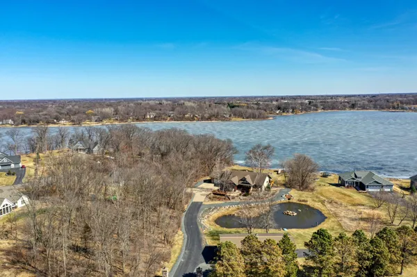 $1,495,000 | 25493 West Comfort Drive, Wyoming, MN 55025
