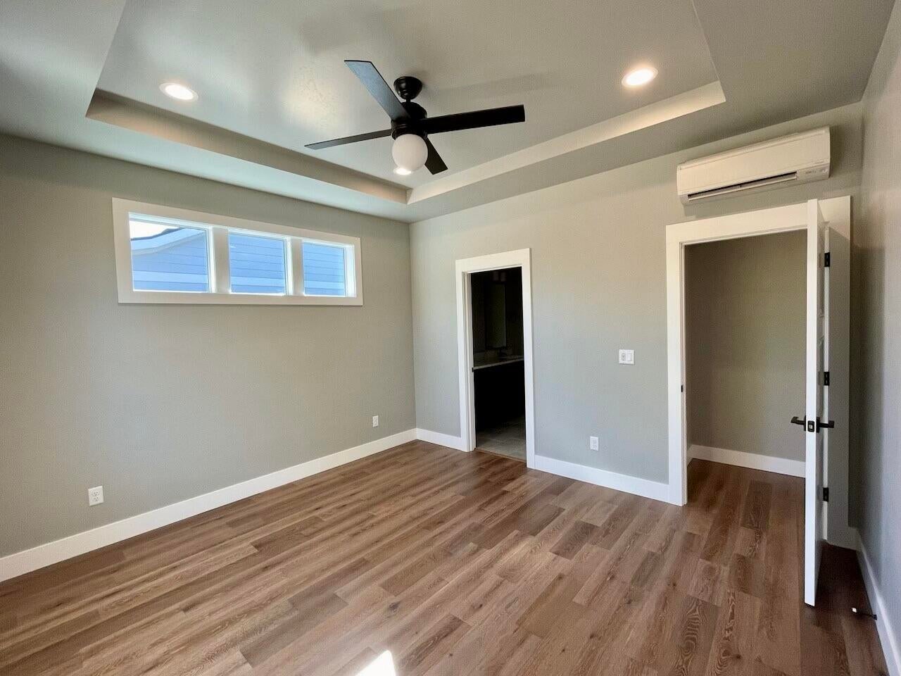 347 Randy Street Ashland, OR 97520 - Photo 20 of 36 Primary Bedroom