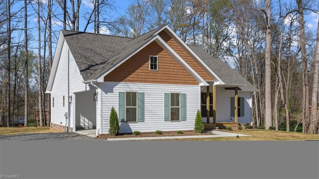 2812 Regal Road Reidsville, NC 27320 - Photo 2 of 39 Gallery Image 2
