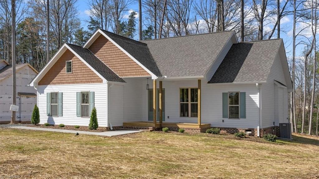 2812 Regal Road Reidsville, NC 27320 - Photo 3 of 39 Gallery Image 3