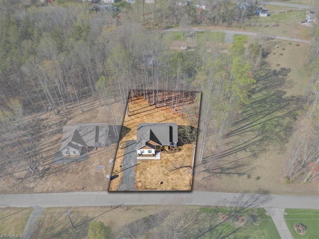 2812 Regal Road Reidsville, NC 27320 - Photo 4 of 39 Gallery Image 4