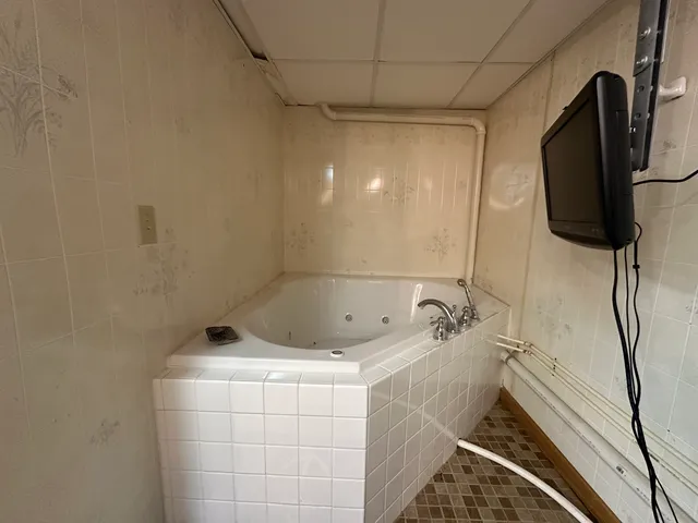 $125,000 | 609 West 11th Street, Sterling, IL 61081