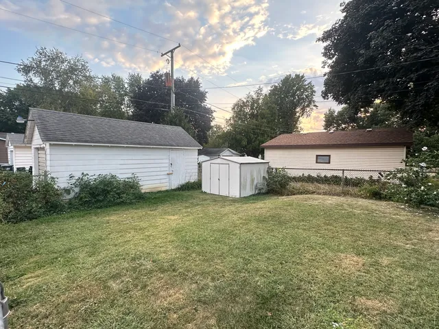 $125,000 | 609 West 11th Street, Sterling, IL 61081