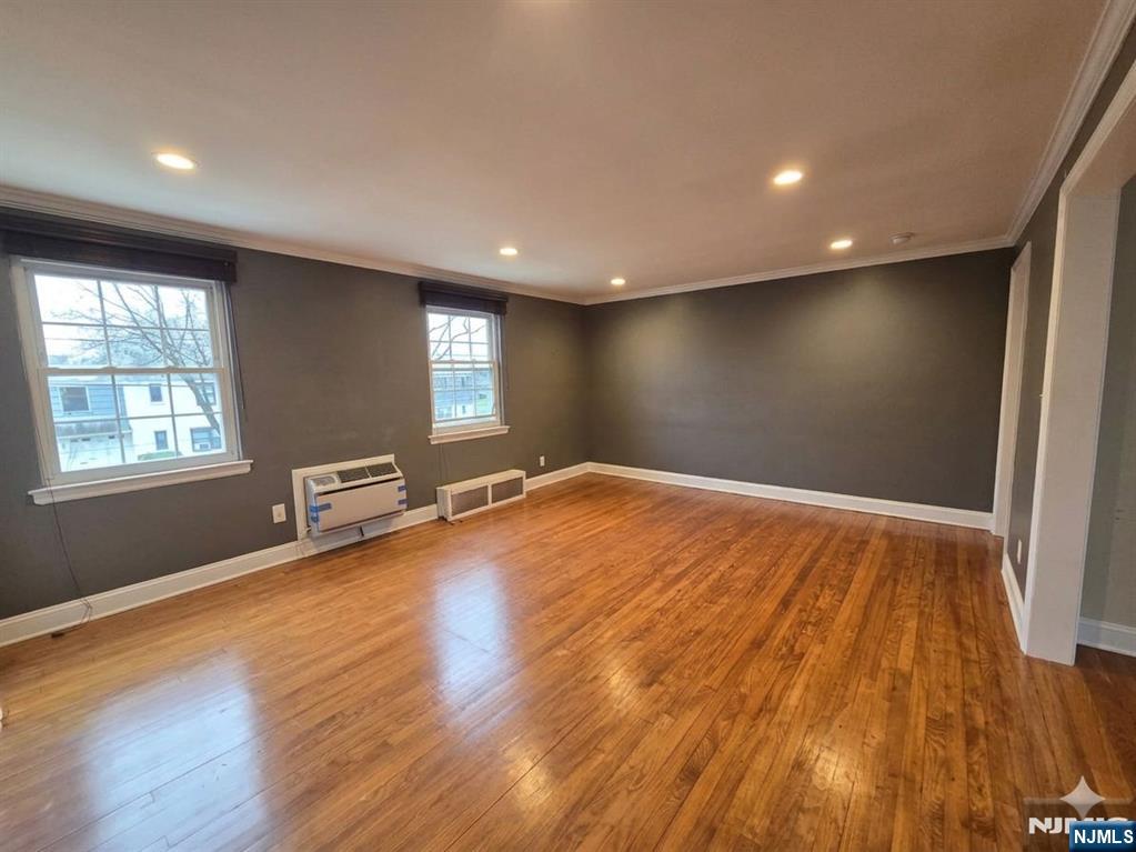 112 Darwin Avenue, Unit 27 Rutherford, NJ 07070 - Photo 2 of 11