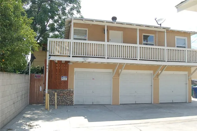 $1,795 | 667 North Towne Avenue, Pomona, CA 91767