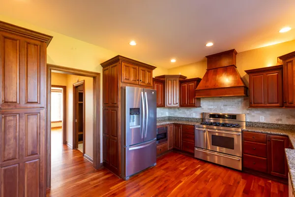 $789,900 | 25812 91st Street, Salem Lakes, WI 53168