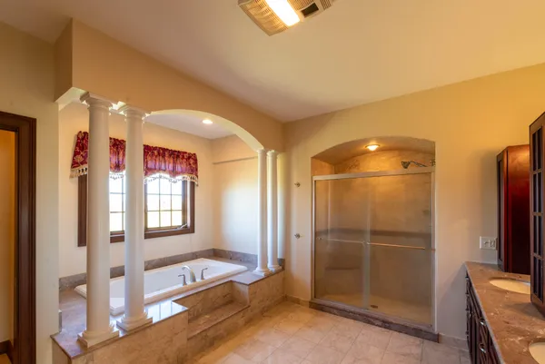 $789,900 | 25812 91st Street, Salem Lakes, WI 53168