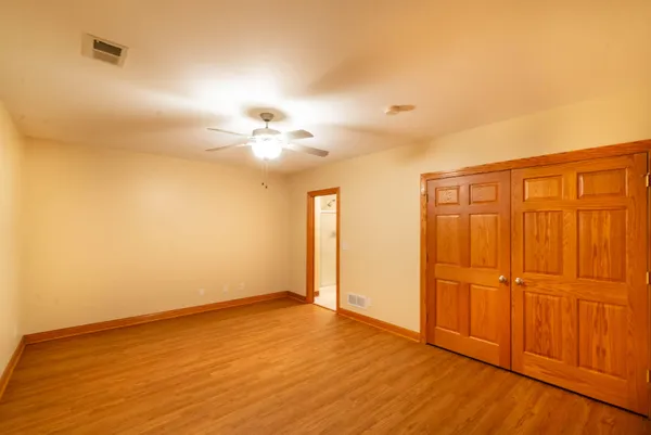 $789,900 | 25812 91st Street, Salem Lakes, WI 53168