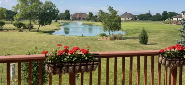 $789,900 | 25812 91st Street, Salem Lakes, WI 53168