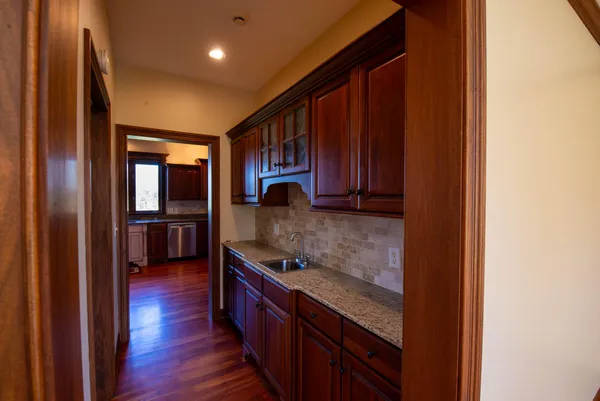 $789,900 | 25812 91st Street, Salem Lakes, WI 53168