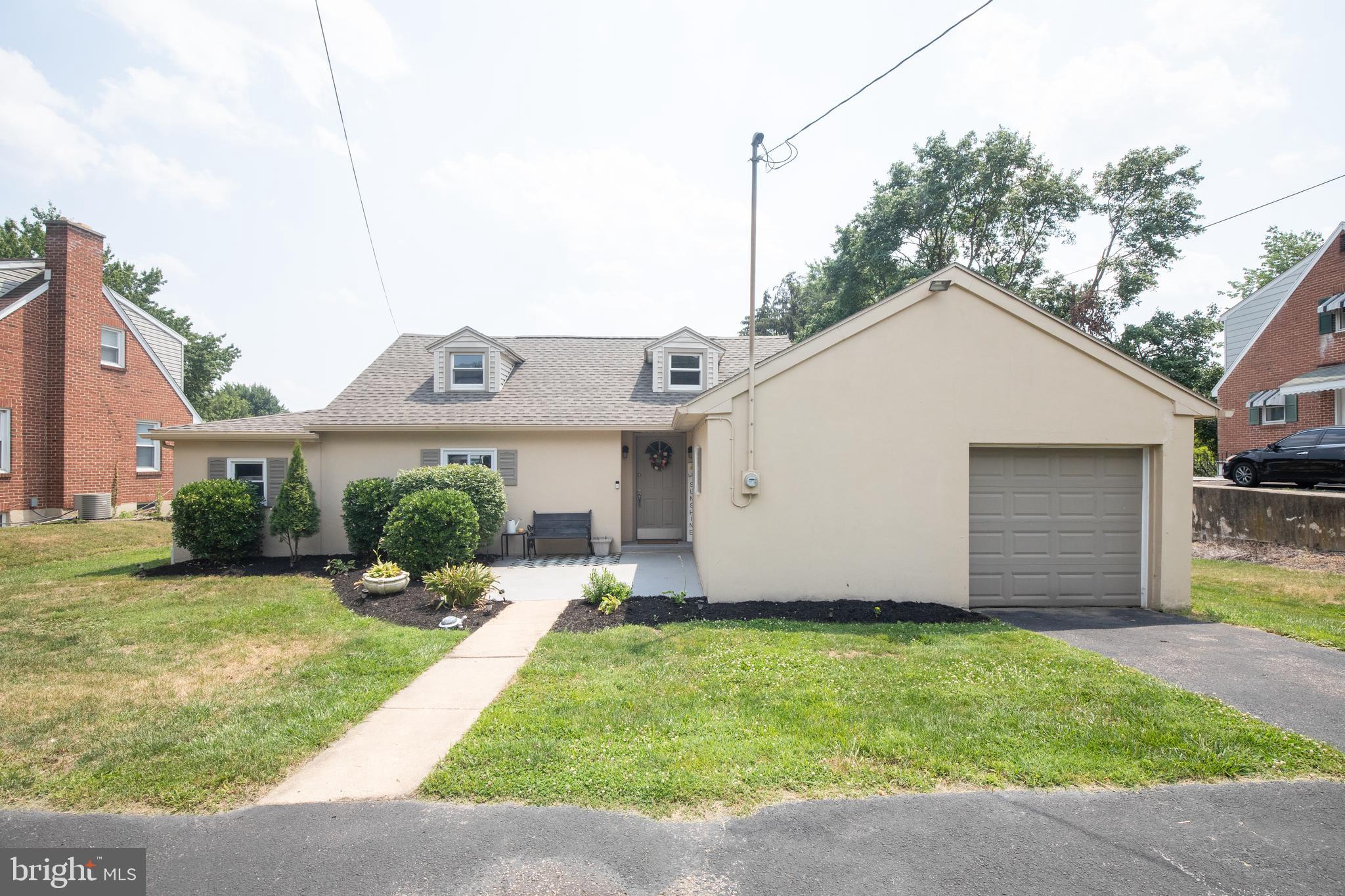 1456 Whiteford Road York, PA 17402 - Photo 1 of 32 Gallery Image 1