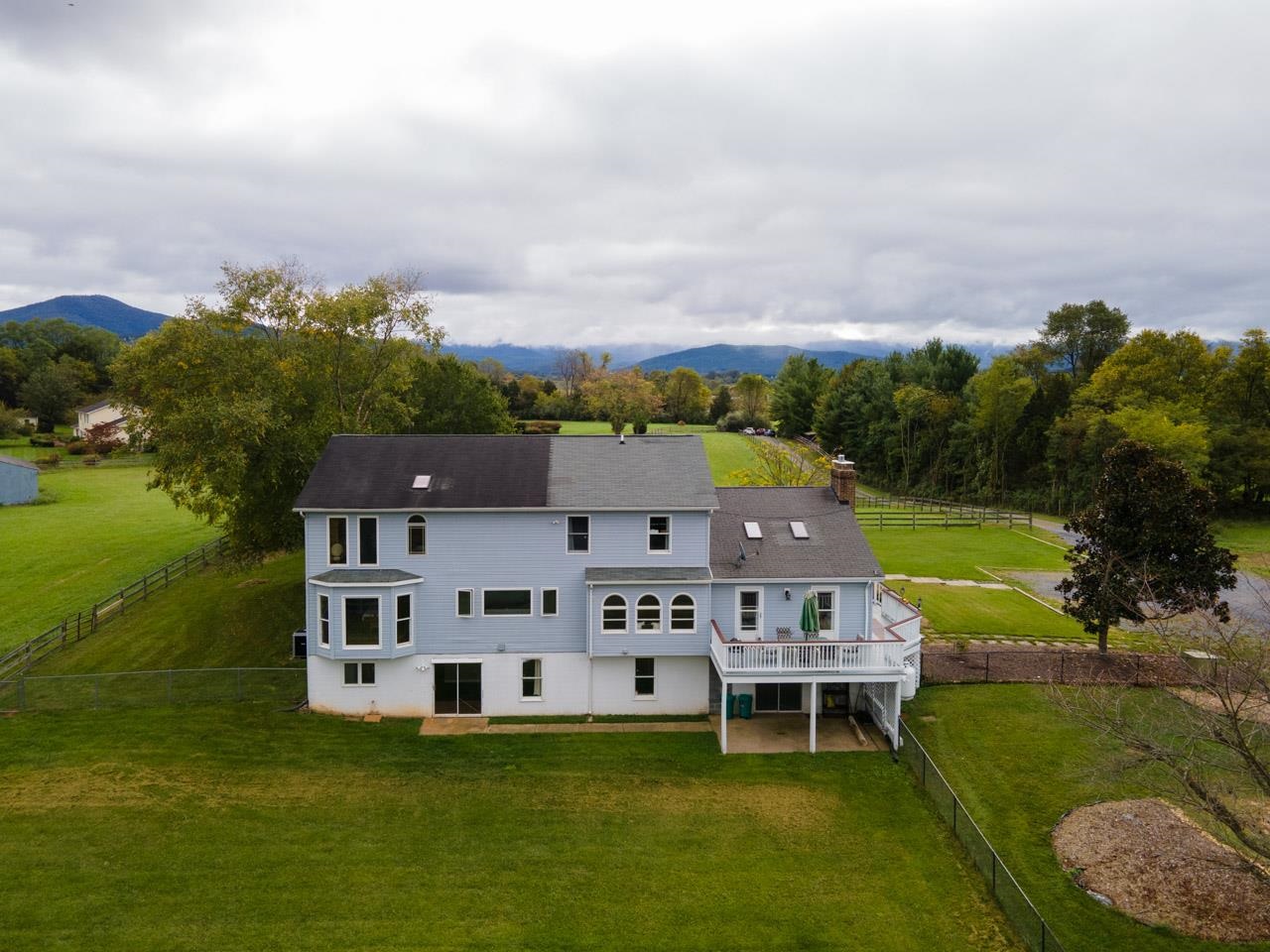 329 Rhodes Way Luray, VA 22835 - Photo 54 of 68 Gallery Image 54