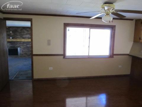 9424 Woodworth Road Ovid, MI 48866 - Photo 6 of 12 20166531-5.JPG