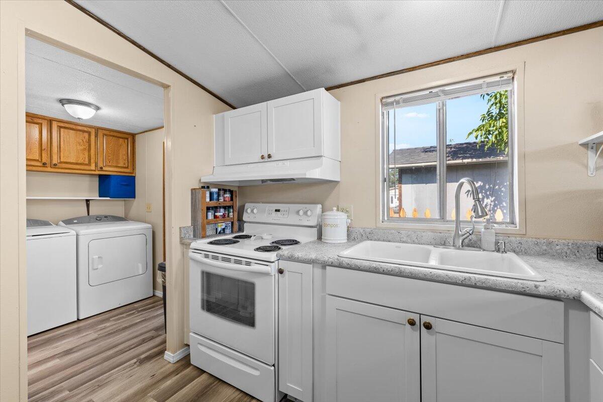 1641 Gibbon Road Central Point, OR 97502 - Photo 19 of 30 17-CI_1489