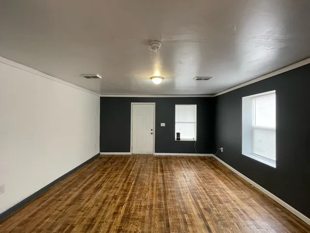 $205,000 | 25 North Alexander Street, Danville, IL 61832