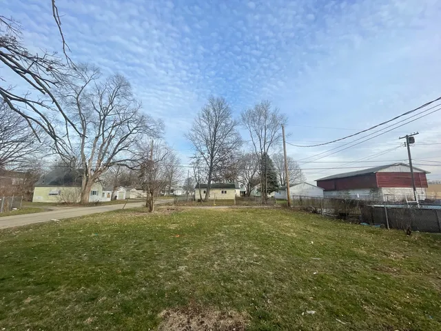 $205,000 | 25 North Alexander Street, Danville, IL 61832