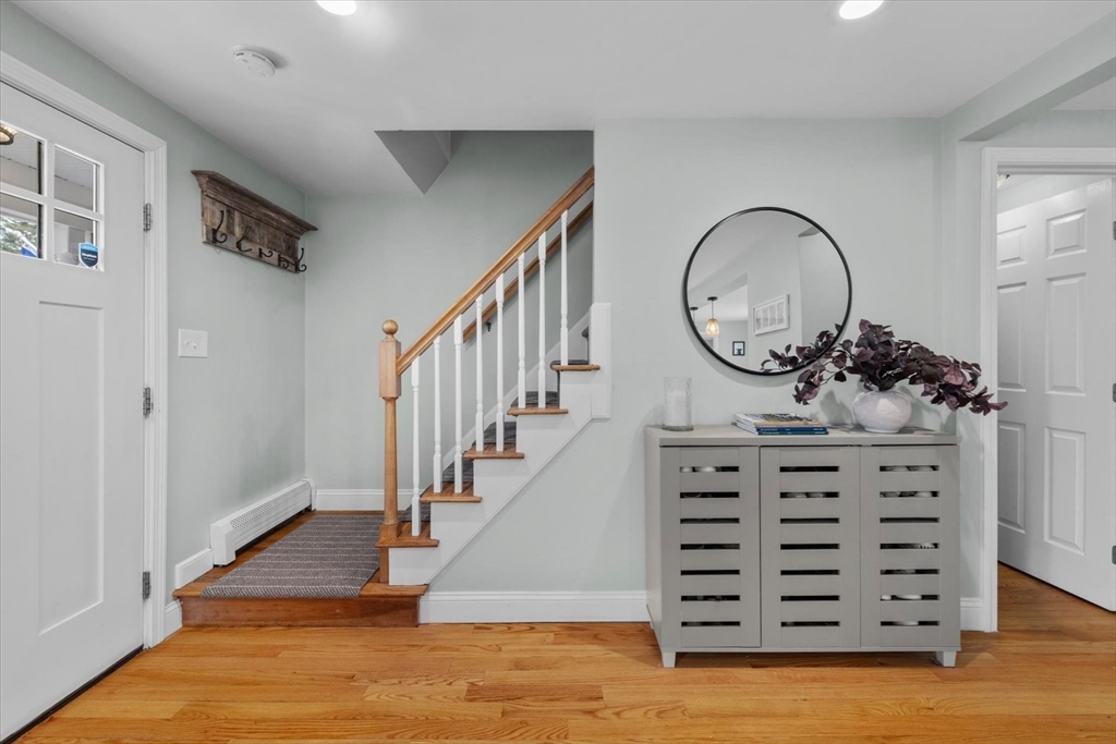 184 Booth Hill Road Scituate, MA 02066 - Photo 2 of 24