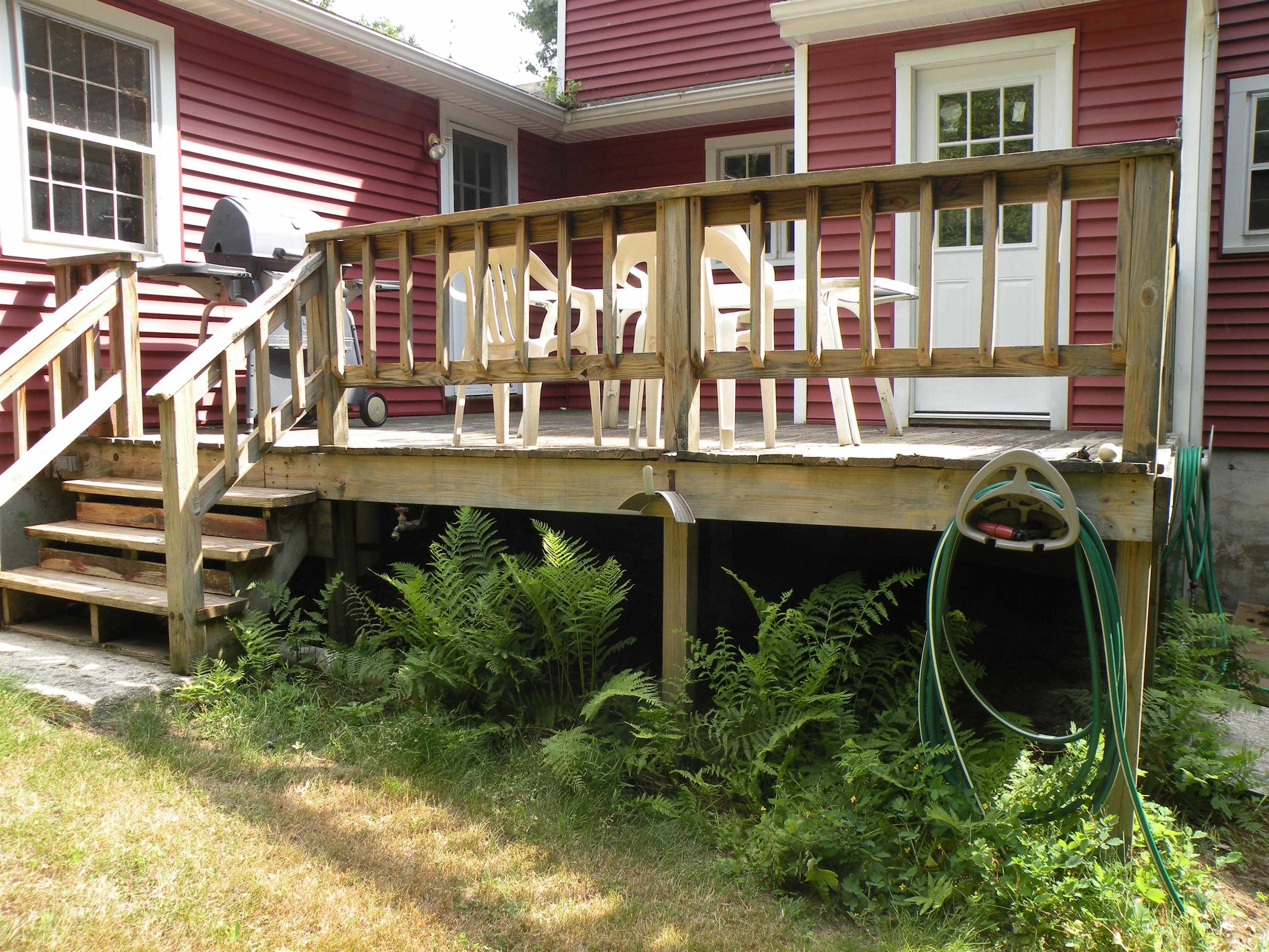 139 Robinson Road Hudson, NH 03051 - Photo 17 of 19 Gallery Image 17
