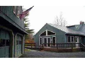 208 Chester Arthur Road Hartford, VT 05059 - Photo 2 of 5 Gallery Image 2