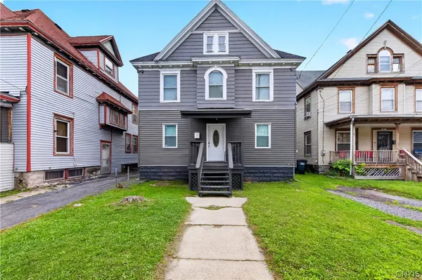 $189,900 | 1707 South State Street, Syracuse, NY 13205