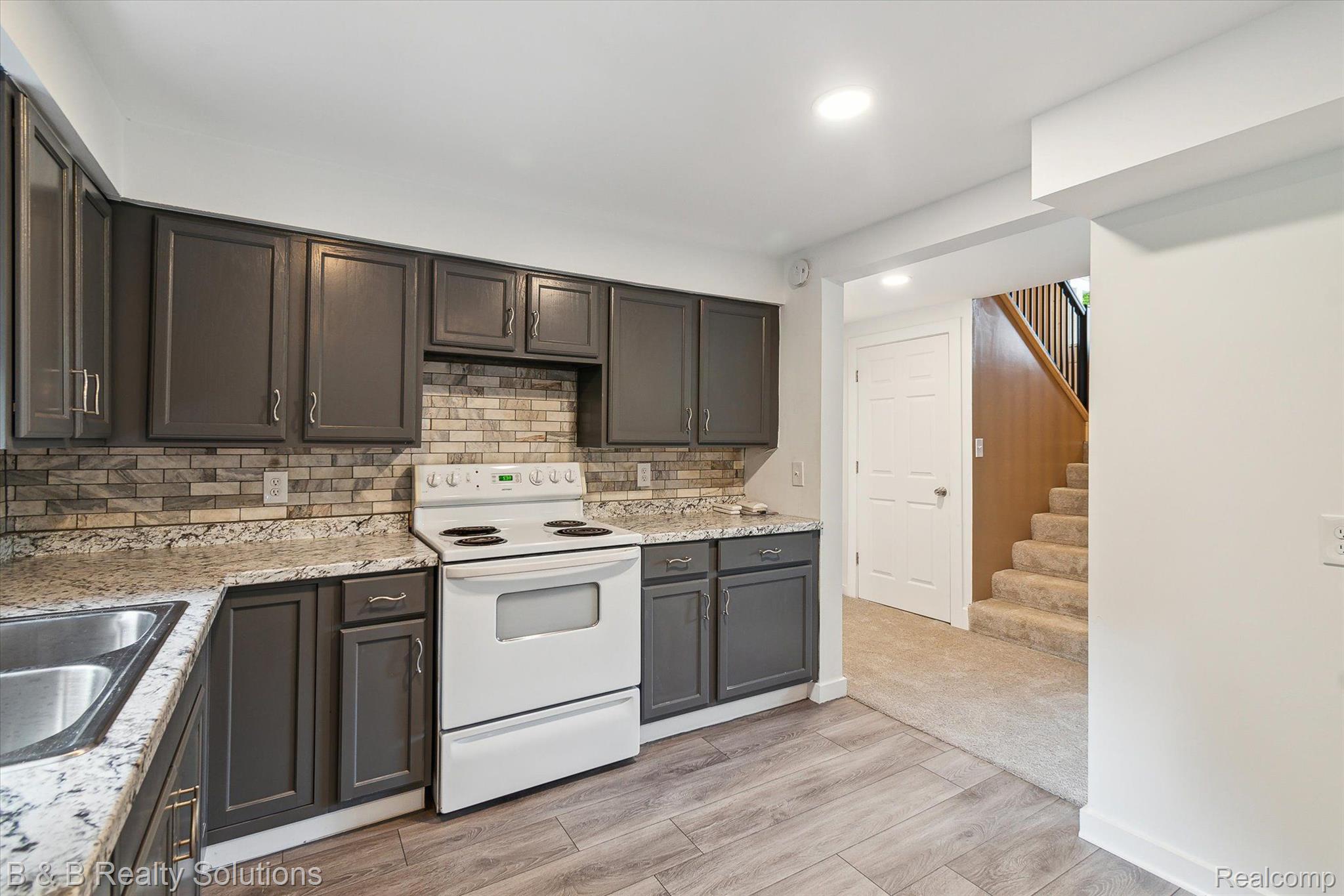 557 Barnes Lake Road Columbiaville, MI 48421 - Photo 21 of 64 Gallery Image 21