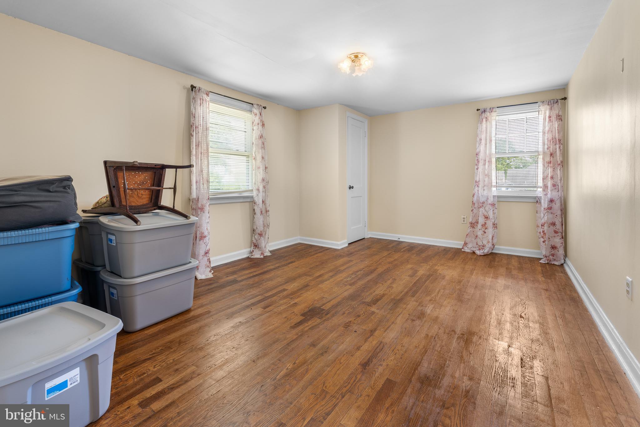 4101 Naamans Creek Road Upper Chichester, PA 19061 - Photo 12 of 30